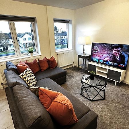 Walnut Flats-F4, 2-Bedroom With Ensuite - Parking, Netflix, Wifi - Close To Oxford, Bicester & Blenheim Palace 基德灵顿 外观 照片