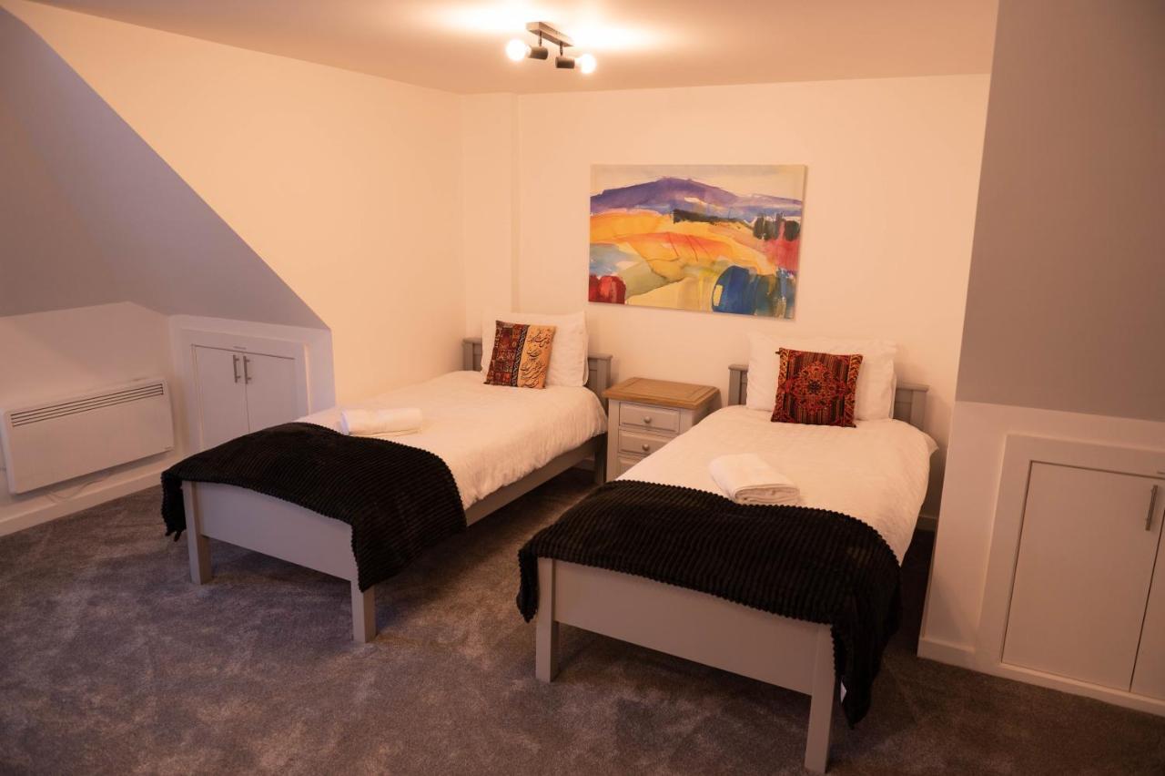 Walnut Flats-F4, 2-Bedroom With Ensuite - Parking, Netflix, Wifi - Close To Oxford, Bicester & Blenheim Palace 基德灵顿 外观 照片