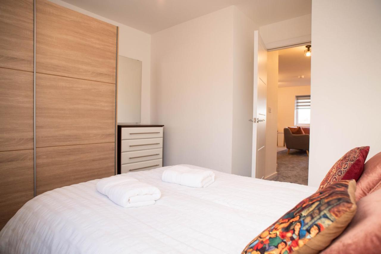Walnut Flats-F4, 2-Bedroom With Ensuite - Parking, Netflix, Wifi - Close To Oxford, Bicester & Blenheim Palace 基德灵顿 外观 照片